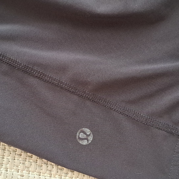 Lululemon men's shorts Grey medium - Picture 5 of 6